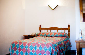 Hotel El Mes�n De Despe�aperros