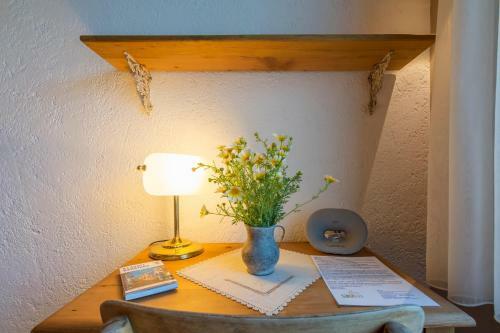 Hostal Sakin Ev Hotel