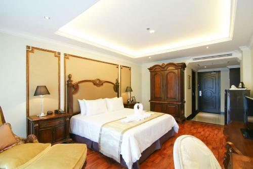 Hotel Miracle Suite