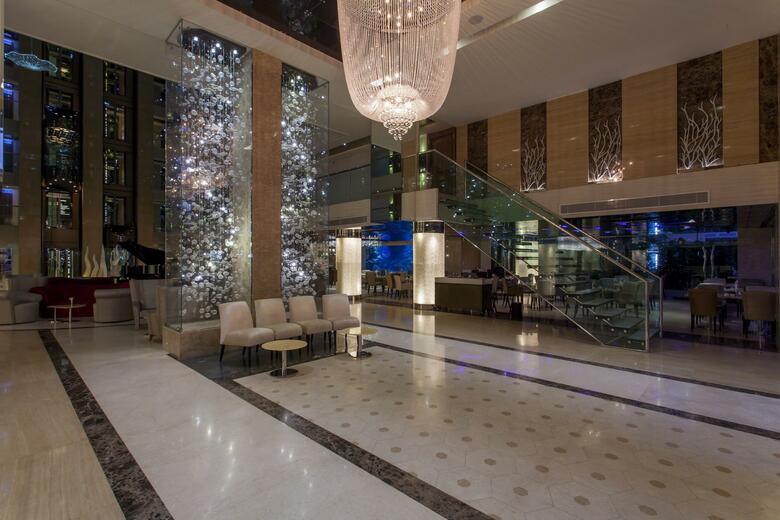 Hotel Centara Grand Phratamnak Pattaya