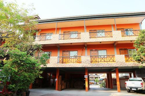 Hotel Khun Sri Resort