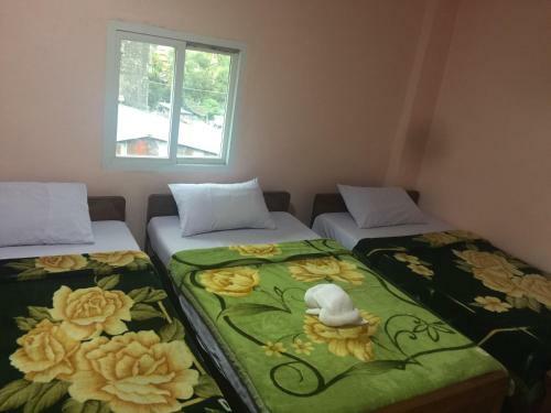 Everest Hotel