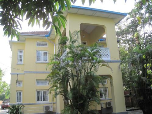 Bed & Breakfast Golden Guest Inn