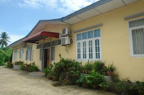 Bed & Breakfast Golden Guest Inn