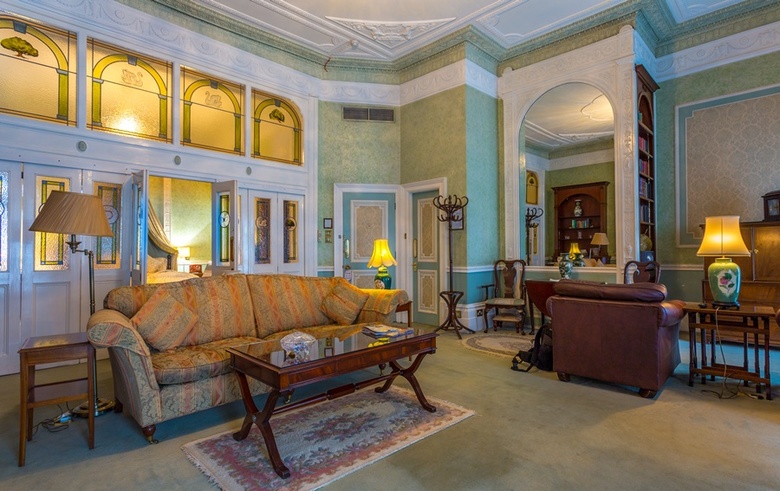 London Elizabeth Hotel