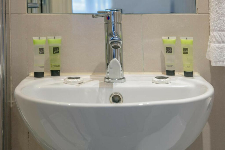 Queensway Hotel, Sure Hotel Collection By Best Western