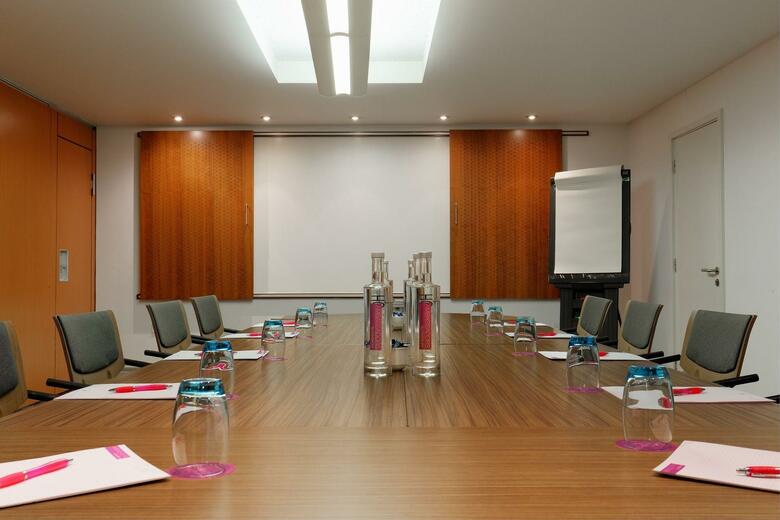 Hotel Ambassadors In Bloomsbury