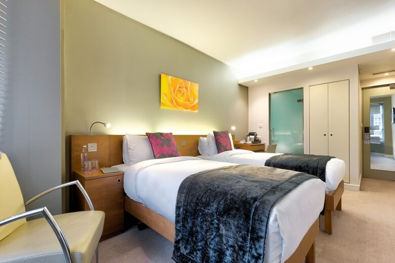 Hotel Ambassadors In Bloomsbury
