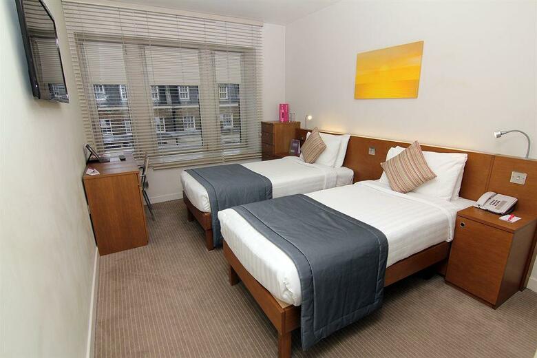 Hotel Ambassadors In Bloomsbury