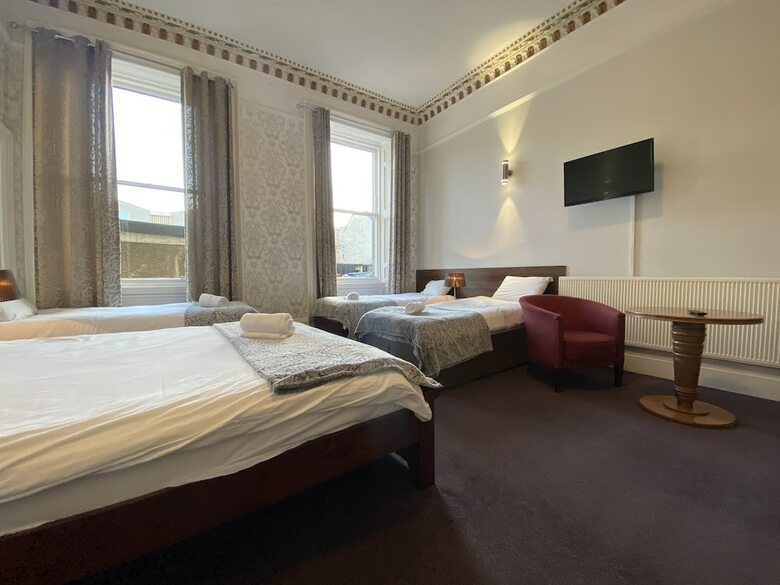 Park View House Hotel - Guest House