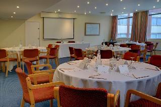 Plough Harrow Hotel