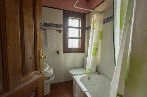 Agroturismo Casas Rurales Playa De Guadam�a