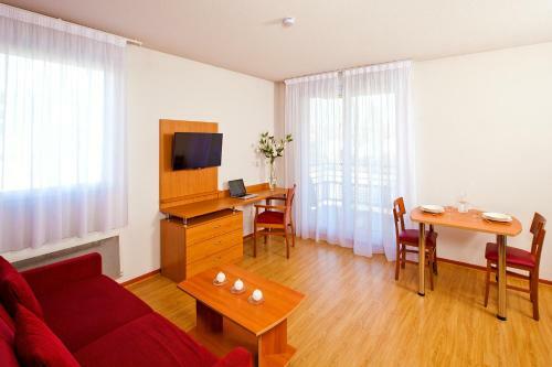 Aparthotel S�jours & Affaires Gen�ve Saint Genis