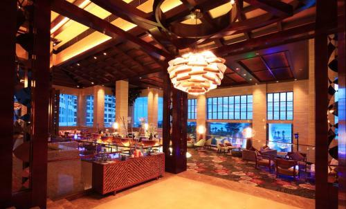 Hotel Regal Palace Resort