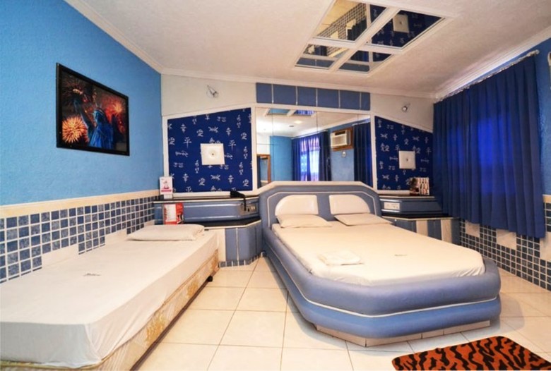 Shelton Hotel (adult Only)
