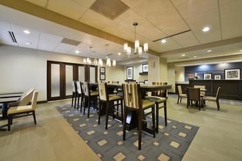 Hotel Hampton Inn Cortland