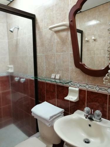 Hotel Bolivar Plaza