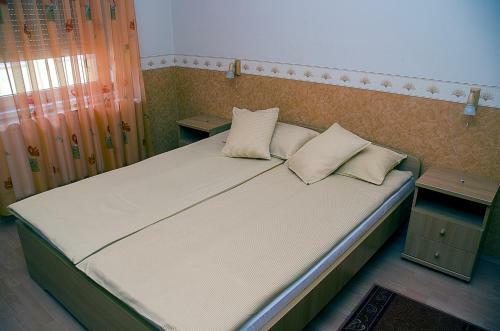 Hostal Arany Patk� Panzi� & �tterem