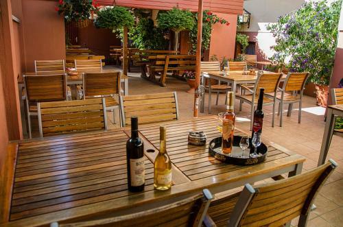 Hostal Arany Patk� Panzi� & �tterem