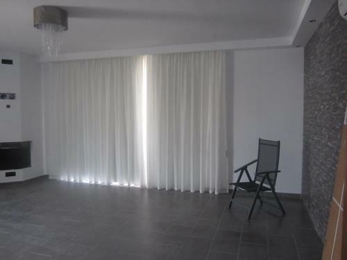 Marina Apartments 211