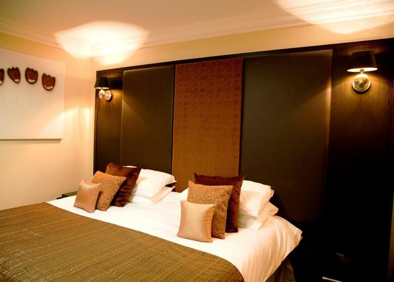 The Popinjay Hotel & Spa
