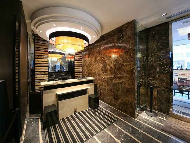 Apa Hotel Higashi-shinjuku-ekimae