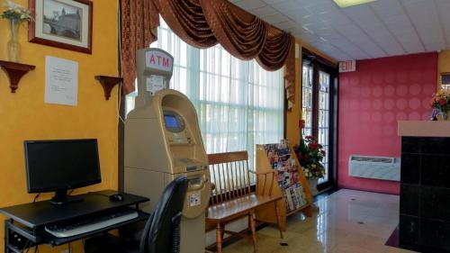 Hotel Rodeway Inn Huntington
