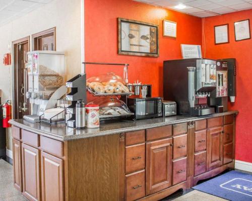 Hotel Rodeway Inn Huntington