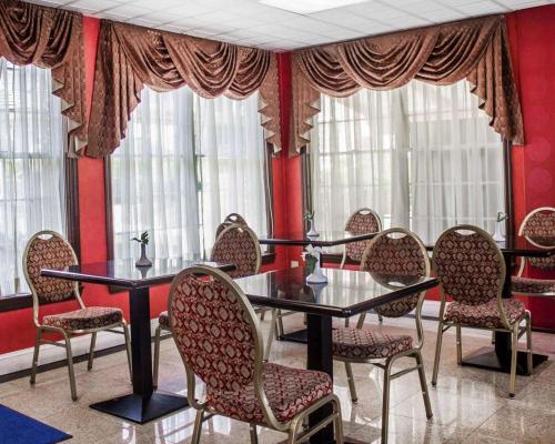 Hotel Rodeway Inn Huntington