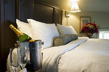 Hotel The Glenerin Inn