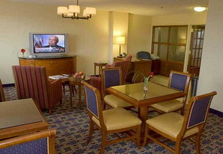 Hotel Wichita Marriott