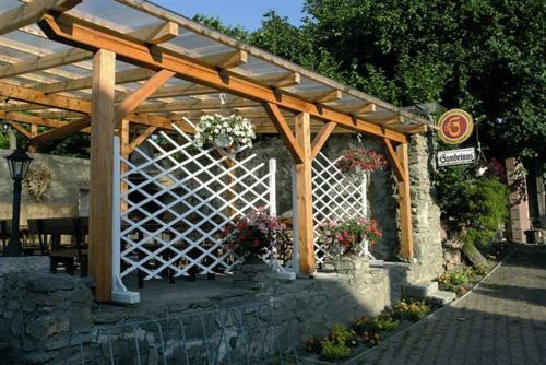 Hostal Restaurant Pension L-club