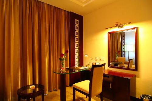Jinling Yixian Hotel