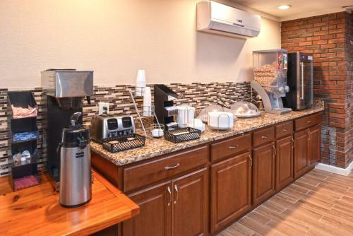 Hotel Kings Inn Putnam