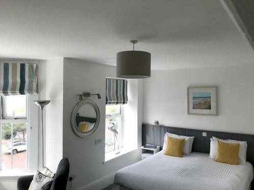 Hotel Seabreeze Restaurant With Rooms