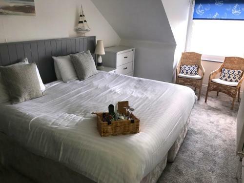 Hotel Seabreeze Restaurant With Rooms