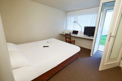 Hotel Campanile Troyes Sud - Buch�res
