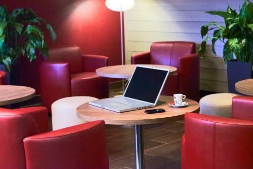Hotel Campanile Troyes Sud - Buch�res