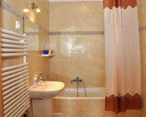 Tisza Palota Apartmanok