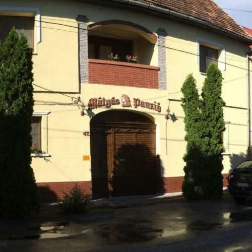 Bed & Breakfast M�ty�s Panzi�
