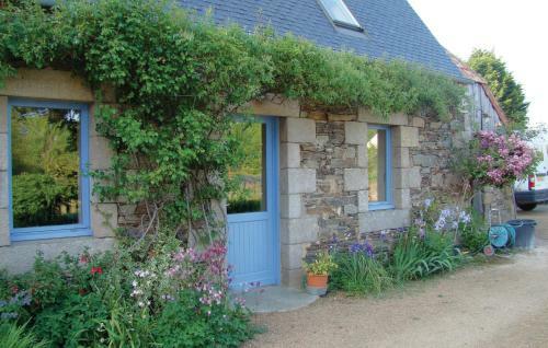 Holiday Home Notre Dame De Cenilly O-687