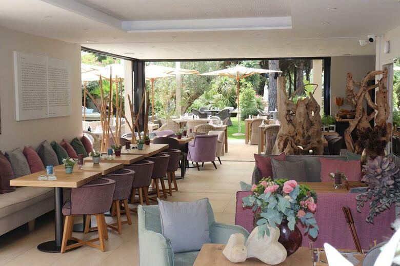 Hotel H�tel Font Mourier