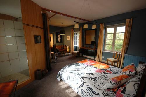 Hostal Domaine Du Tisserand