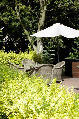 Bed & Breakfast Au Petit Manoir