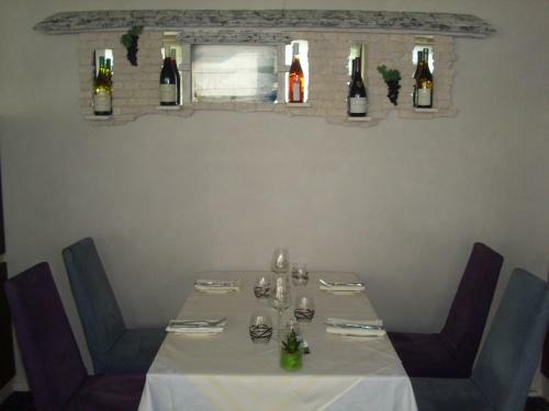 Hotel H�tel Restaurant Du Parc De La Colombi�re