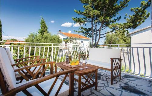 Holiday Home Ive Milcetica Matina Cr