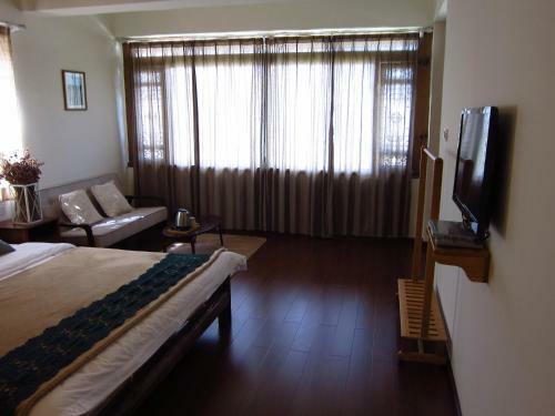 Lijiang Baisha There International Youth Hostel