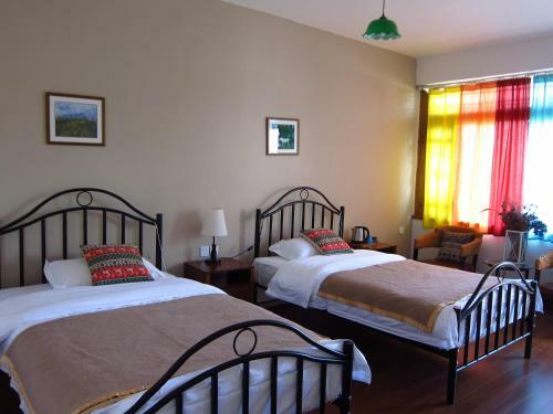 Lijiang Baisha There International Youth Hostel