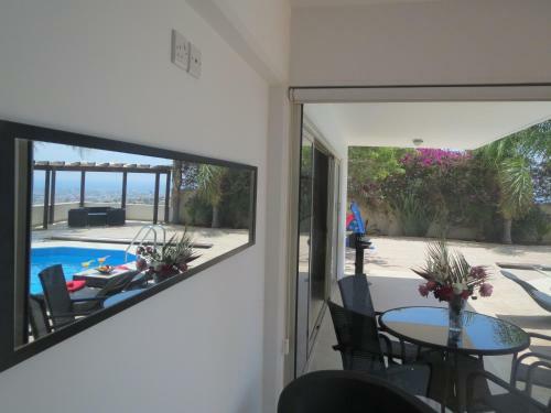 Sunset View Holiday Home