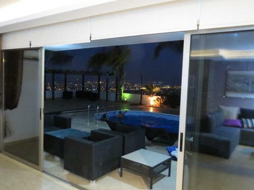 Sunset View Holiday Home
